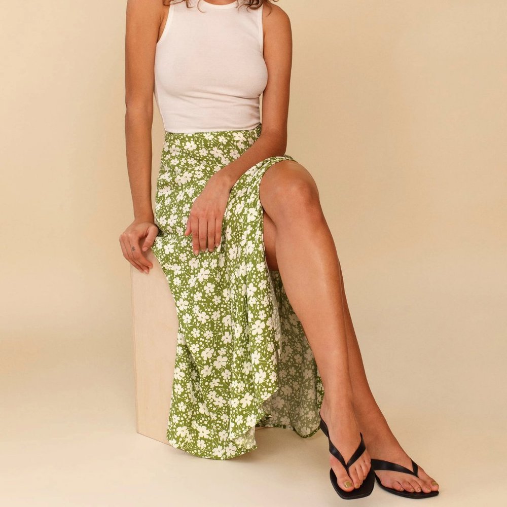 Small floral slit hip wrap skirt S M L XL